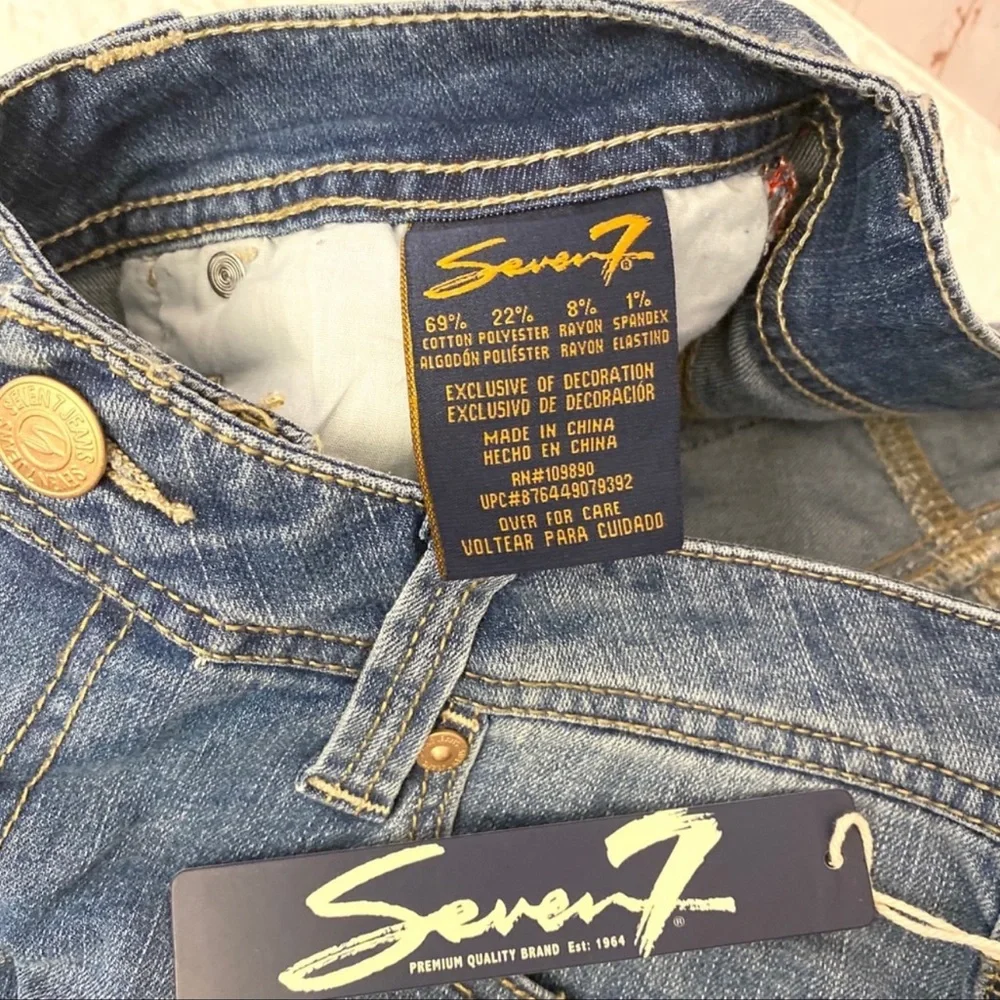 Seven7 Bermuda Jean Shorts Denim Cuffed Hem Size 8